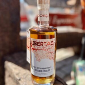 Cachaça Libertas Carvalho Americano e Amburana 750ml